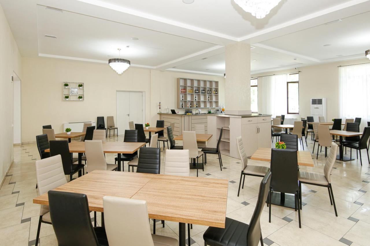 Sviana Resort Телави Екстериор снимка